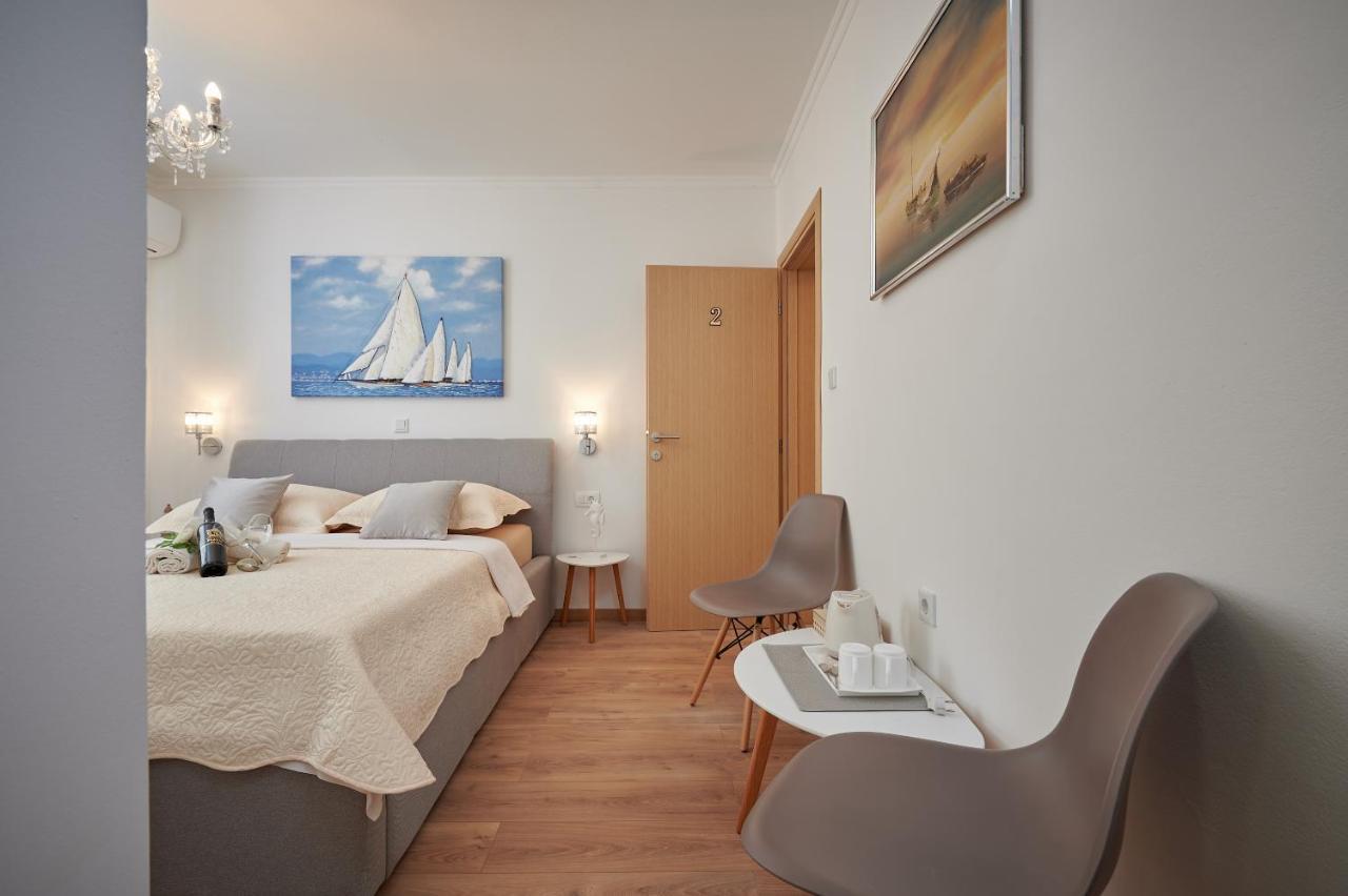 Rooms Antonio Trogir Exterior photo